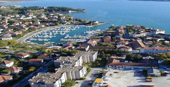 http://www.bestofboka.com/tivat_3a.jpg