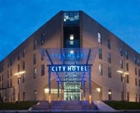 City Hotel Podgorica - Hotel Exterior